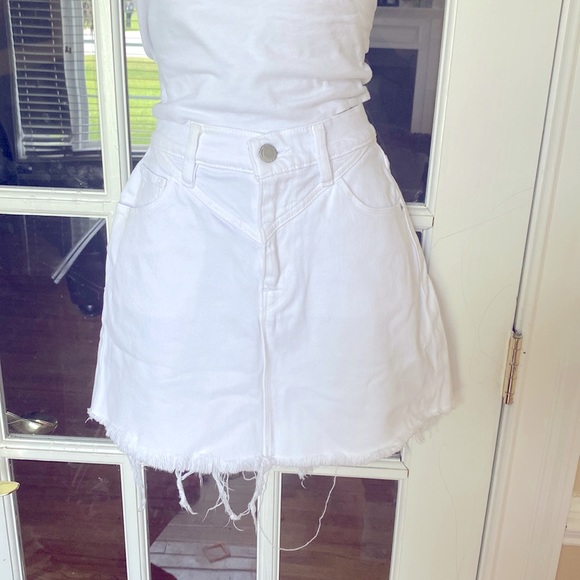 Hudson Los Angeles White Mini Skirt w/fringe - Picture 1 of 1